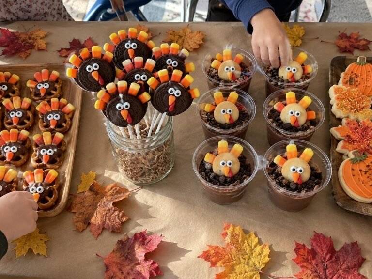 thanksgiving treats for kids classroom, MessyBunsAndMagic